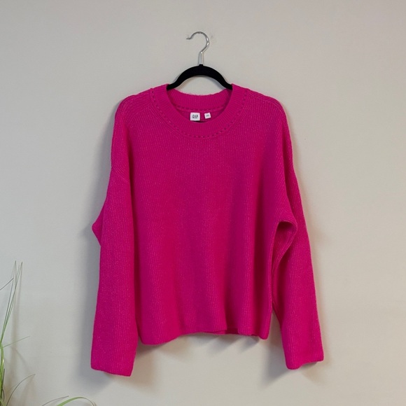 GAP Sweaters - BNWOT GAP Women's forever cozy Bright Pink soft Crew Neck Sweater size L